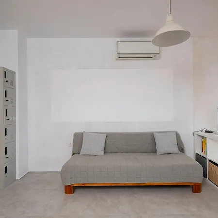 Apartment Bright And Cozy 1bd Desk By Flat Mаnаger